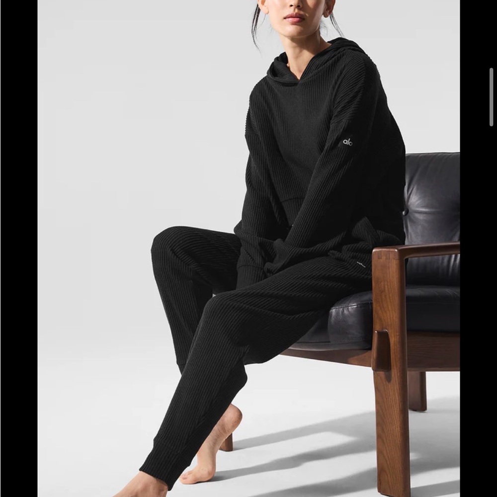 Alo women’s Black Hoodie Set size xs